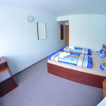 Hotel Le Baron 2*